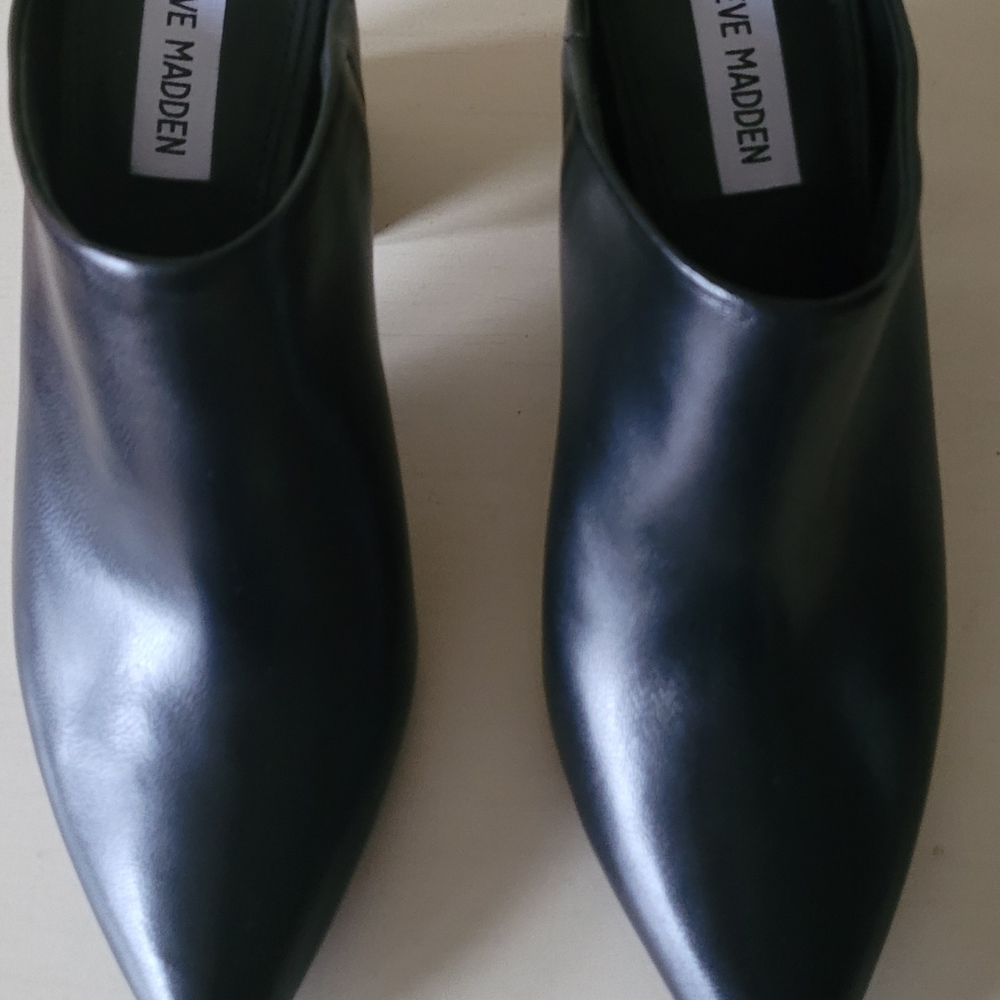 Steve Madden chunky heel mules black leather